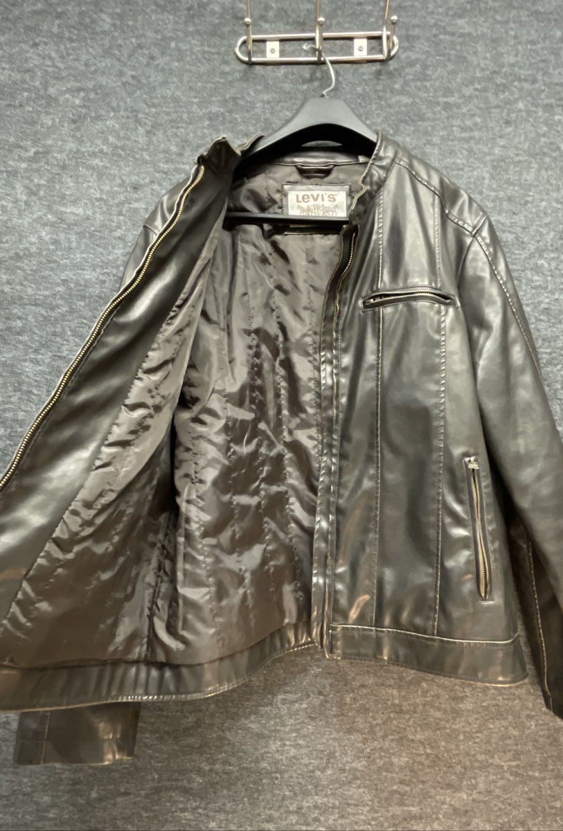 'Men's Brown Levi's Zip-up Jacket -Size Large