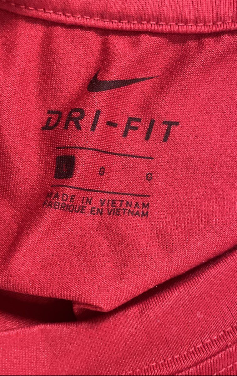 Nike Men's Red Dri-Fit Short Sleeve Training Top Size L
