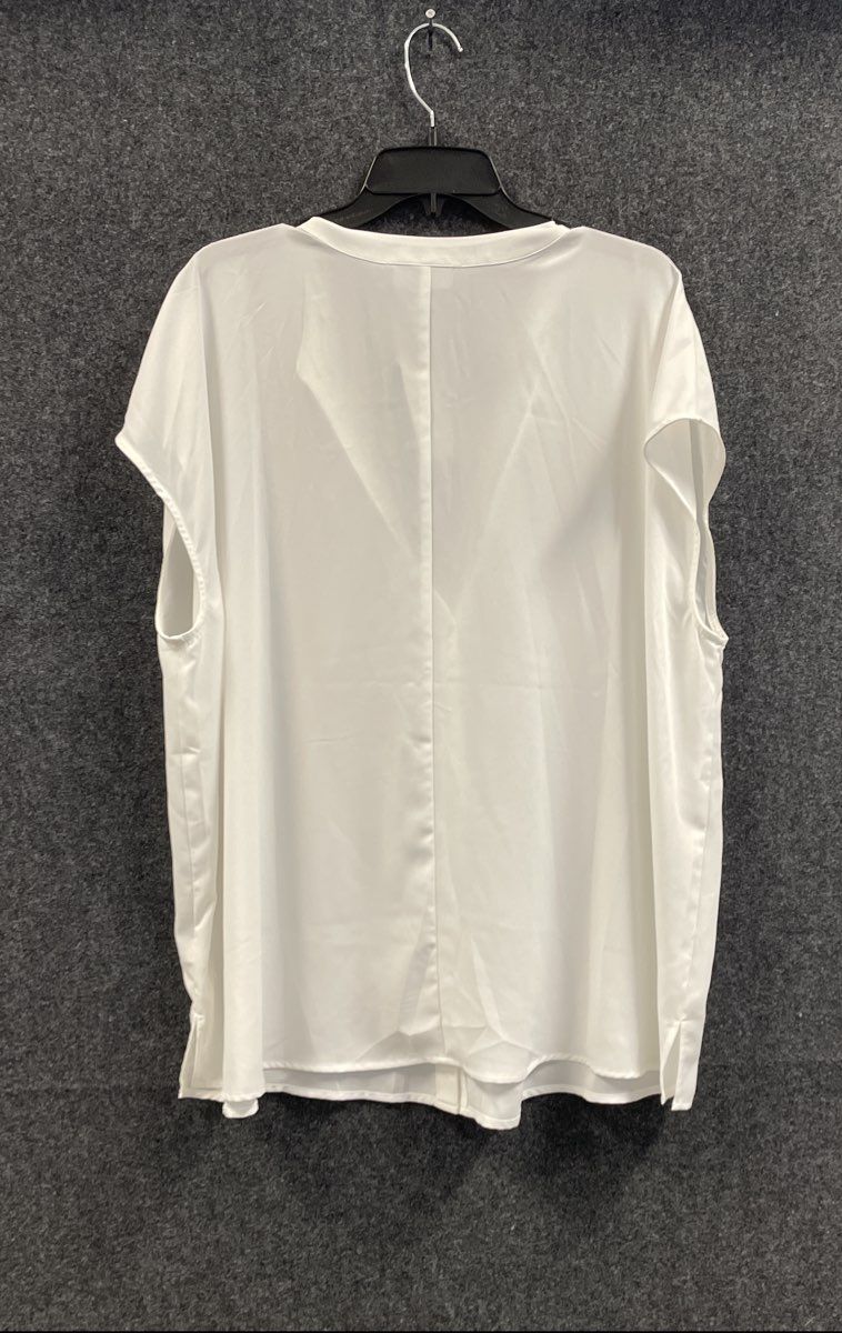 Eloquii Women's White V-Neck Cap Sleeve Button Front Blouse NWT Sz 20