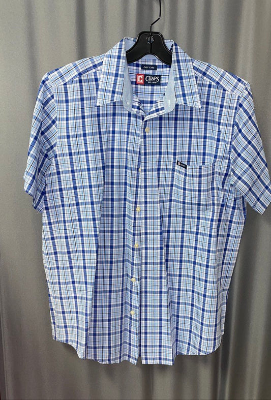 Chaps Men's Easy Care Button Up Shirt Blue White Plaid Short Sleeve Size L