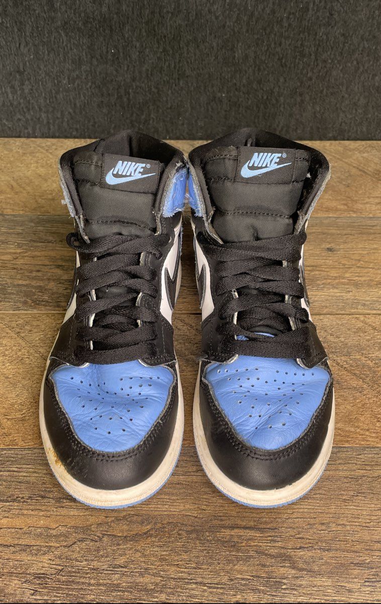 Boy's Nike Air Jordan 1 Retro High OG Blue/black Sneaker Size 1.5