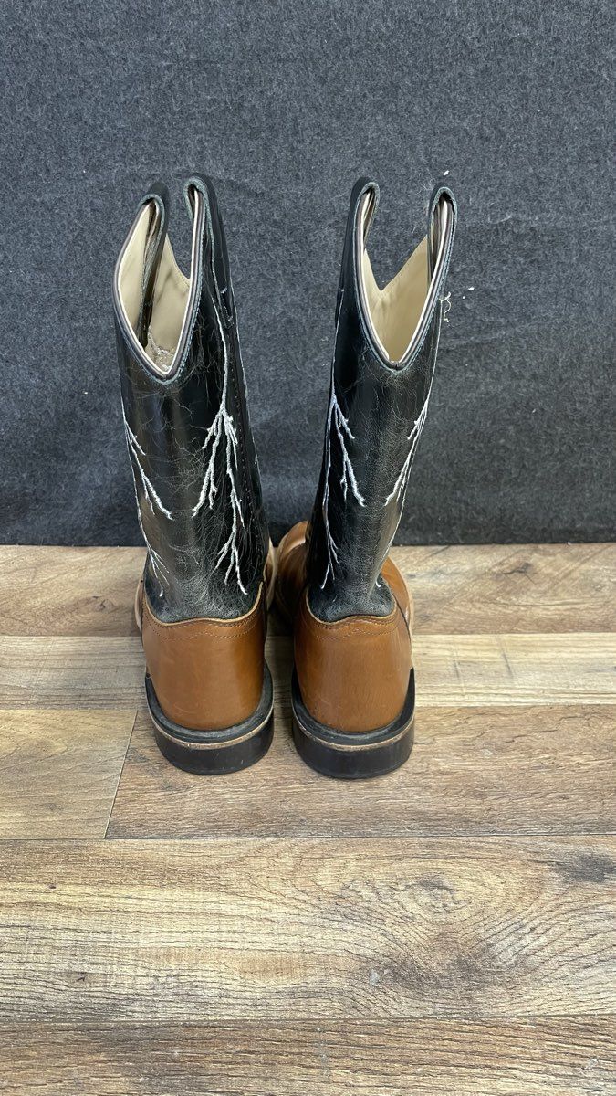 Boy's Cody James Western Boots Multicolor Boot Size 6