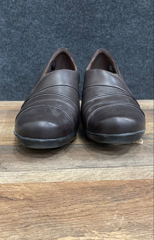 Clarks Collection Brown Leather Pleated Block Heel Loafer Pumps Size 11M