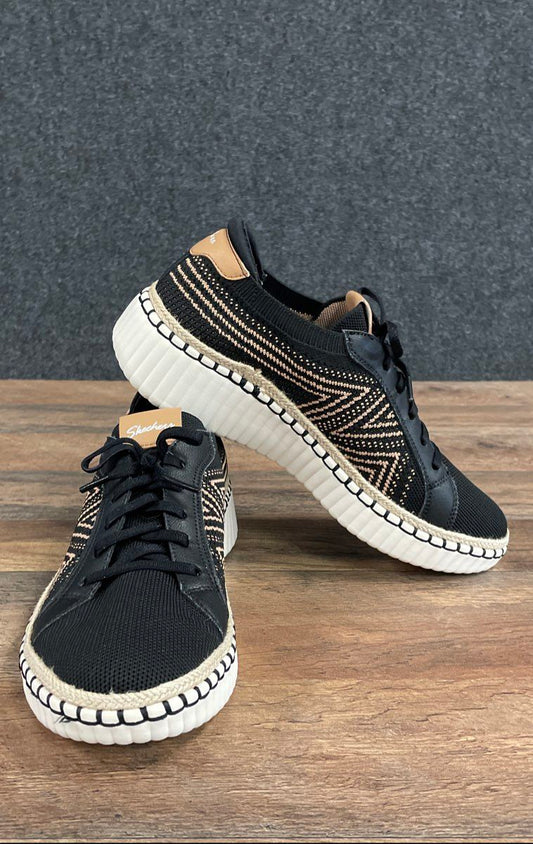 Skechers BOBS Skipper Tide Pool Stretch Fit Platform Sneaker Women's Size 9.5