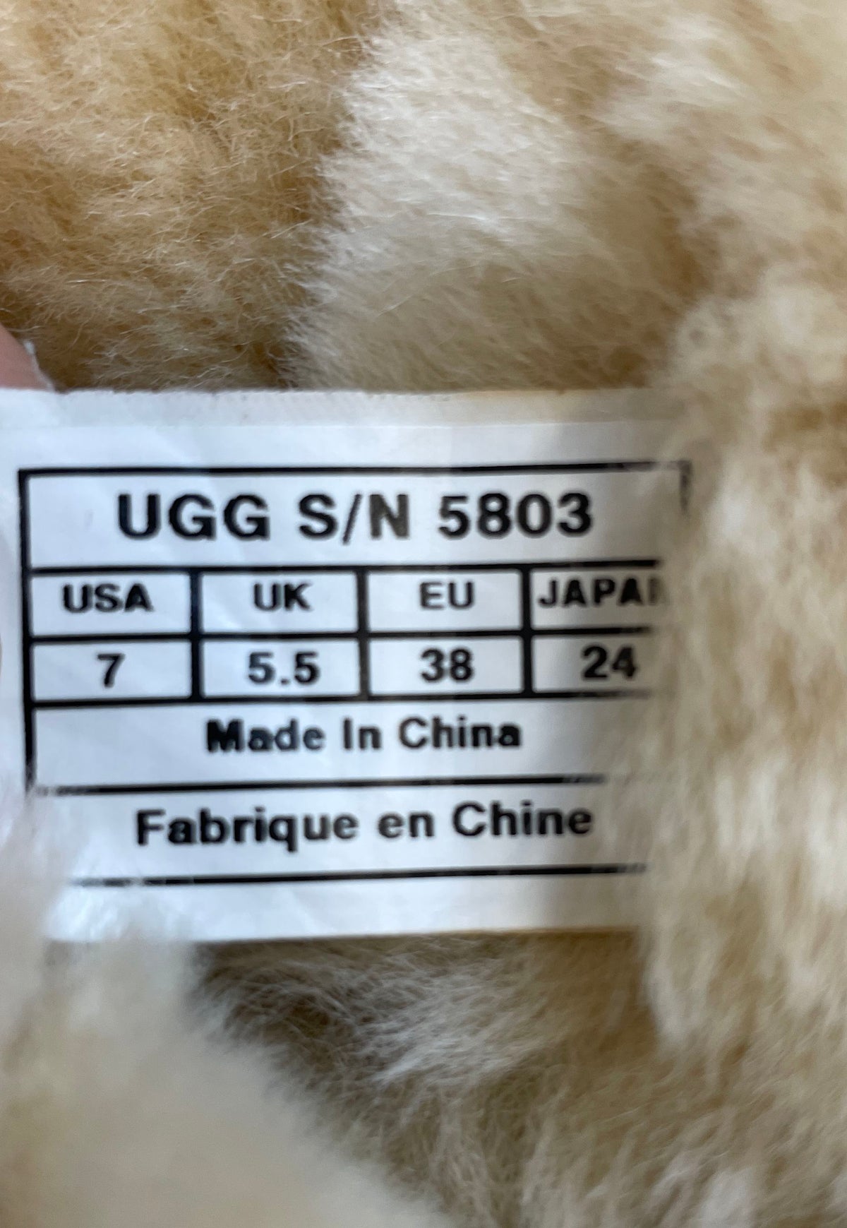 UGG Australia Bailey Button Chestnut Sheepskin Suede Boots Women's Size 7