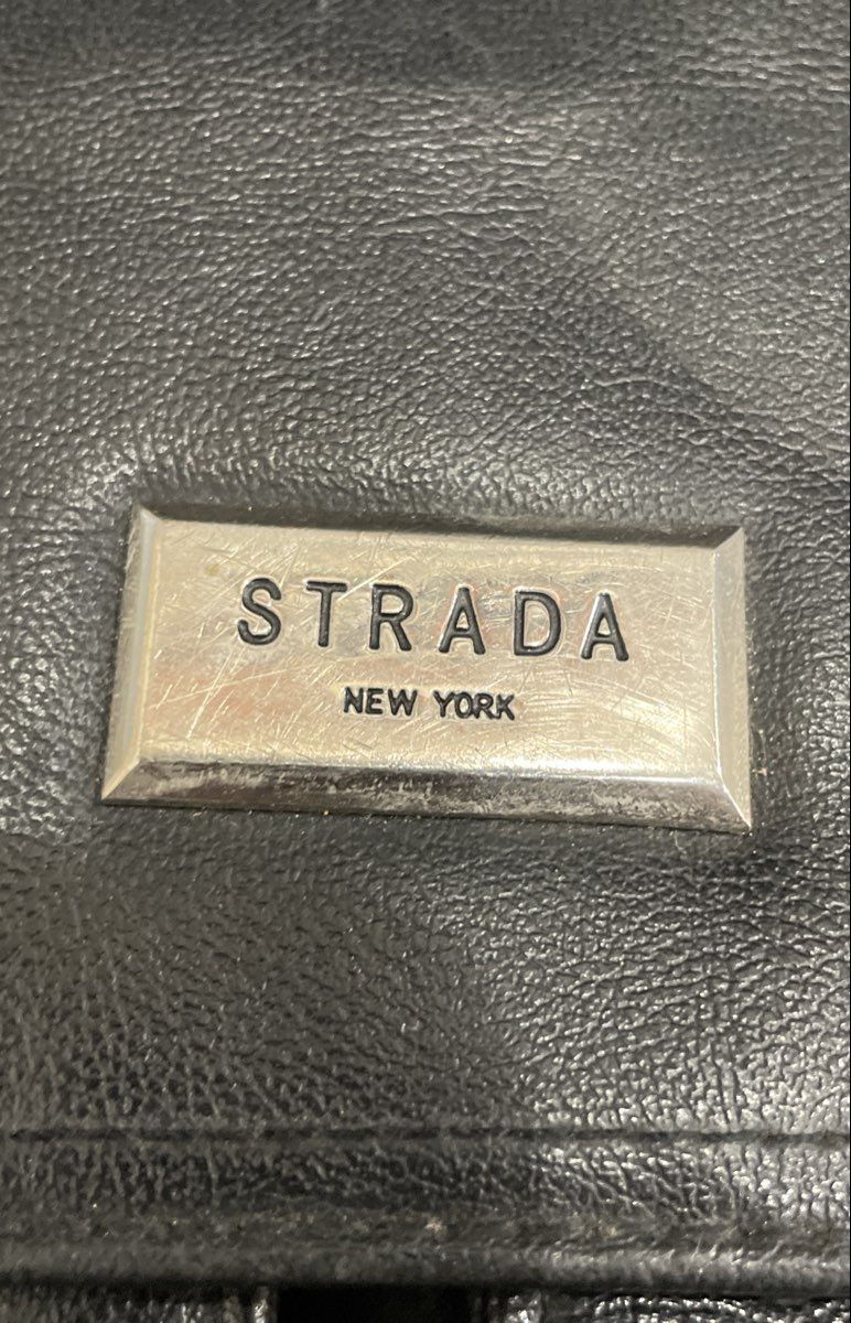 Strada New York Black Leather Messenger Bag Laptop Briefcase Silver Hardware