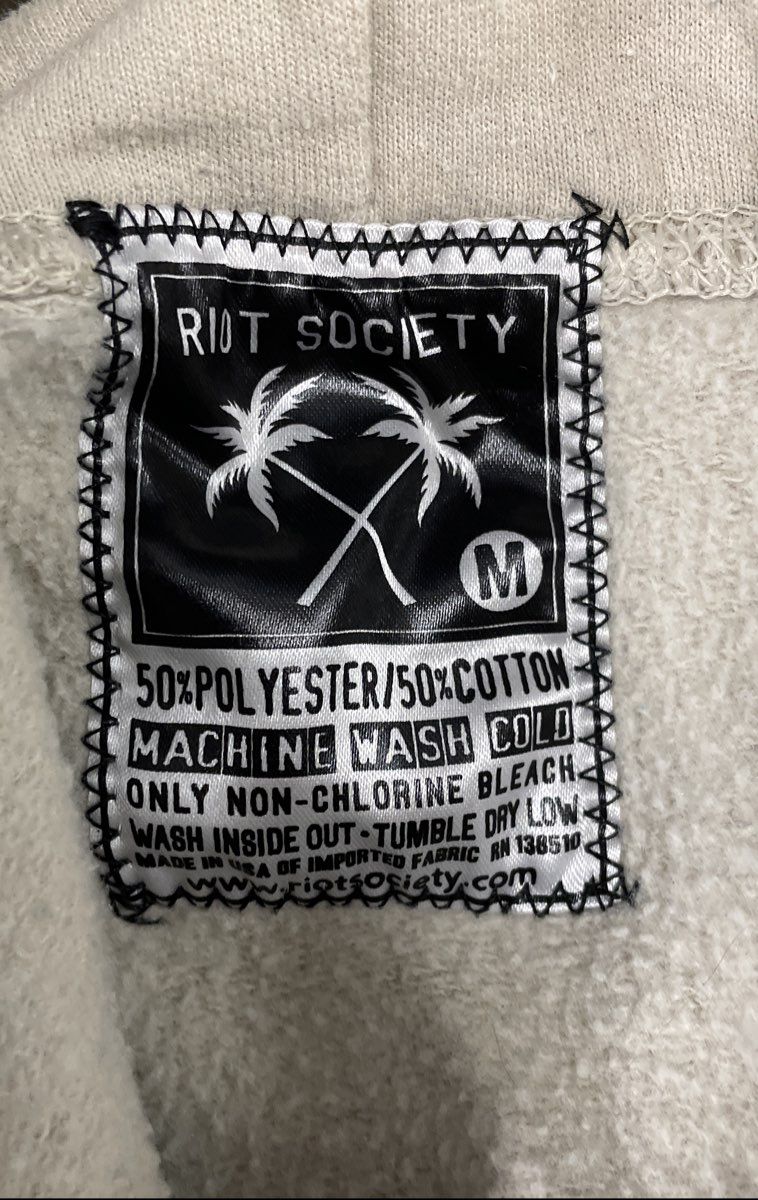 Riot Society Men's Woody's Fight Club Hoodie Cream Graphic Woody Woodpecker Sz M