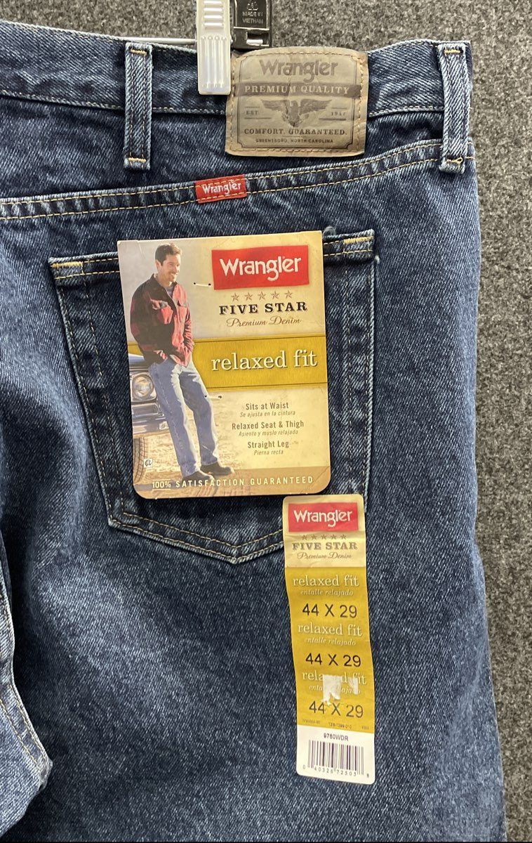 Wrangler Men's Jeans Five Star Premium Denim Relaxed Fit Lot of 2 NWT 44x29