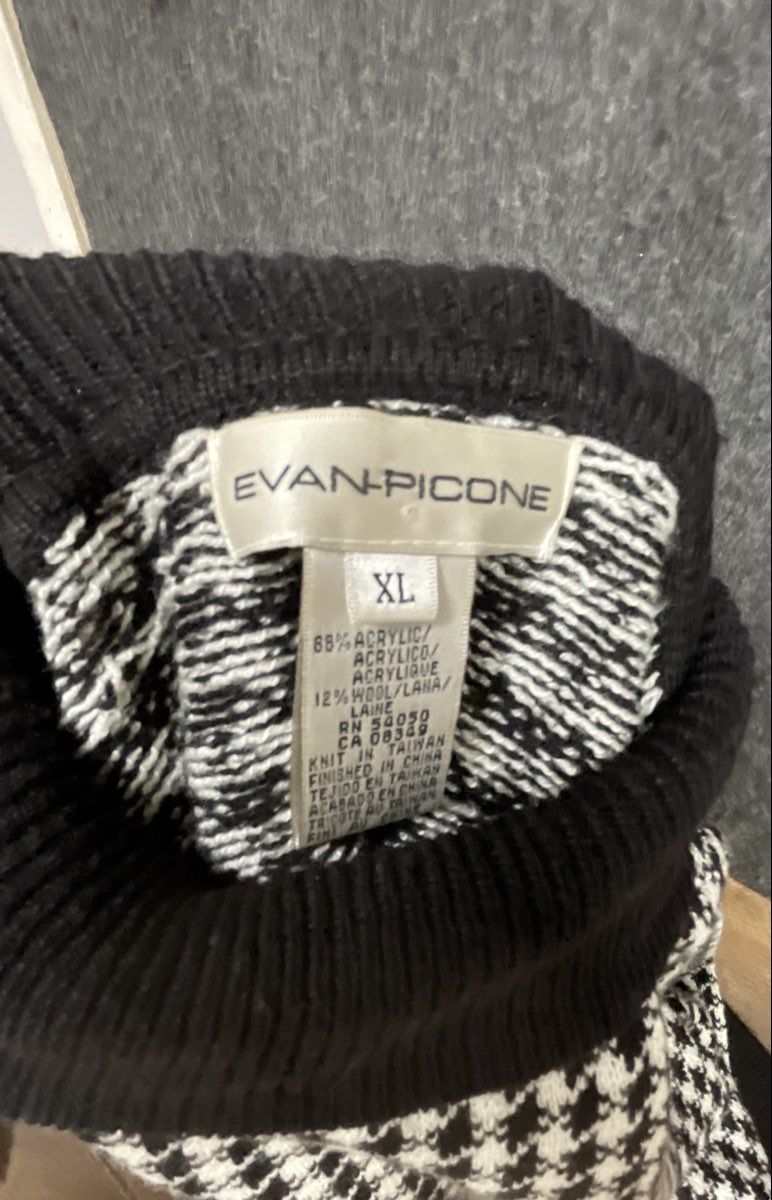 Vintage 90s Evan-Picone Women's Black White Houndstooth Turtleneck Sweater Sz XL