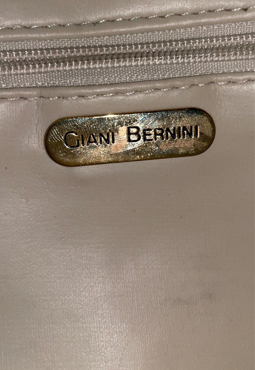 Giani Bernini Grey Smooth Leather Crossbody Shoulder Bag Gold Tone Hardware