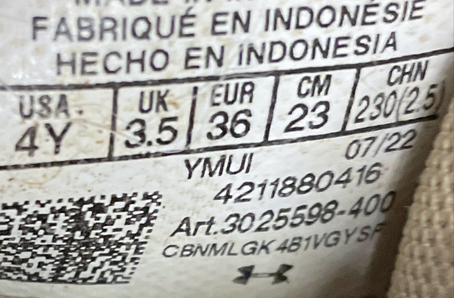 Under Armour Harper 7 White Blue Baseball Cleats Youth Size 4Y