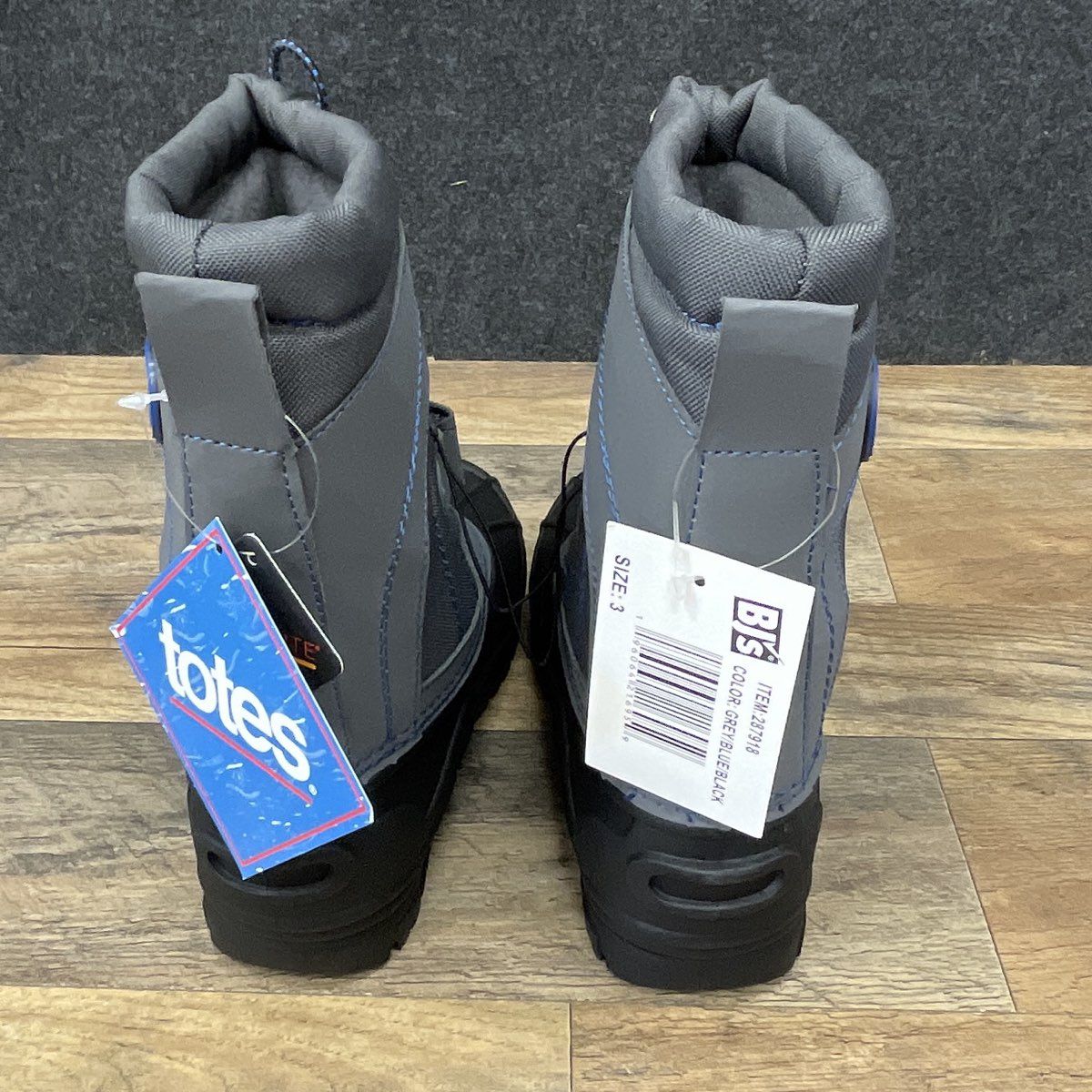 IOB Boy's Totes Weston Grey Boot Size 3