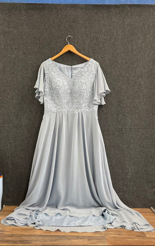 Women's Dusty Blue Formal Evening Gown Embroidered Lace Flutter Sleeve Sz 14