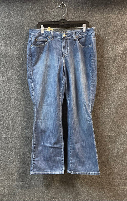 St. John's Bay Women's Boot Cut Jeans Dark Wash Relaxed Hip Thigh NWT Sz 14P