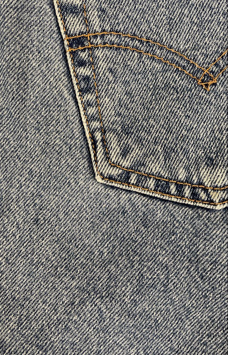 Vintage 90s Levi's Women's Light Wash High Rise Denim Button Fly Shorts Sz 7 JR