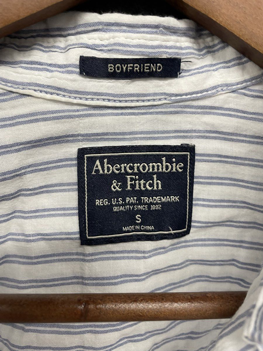 Abercrombie & Fitch Women's Boyfriend Button Up Shirt Blue White Stripe Sz S