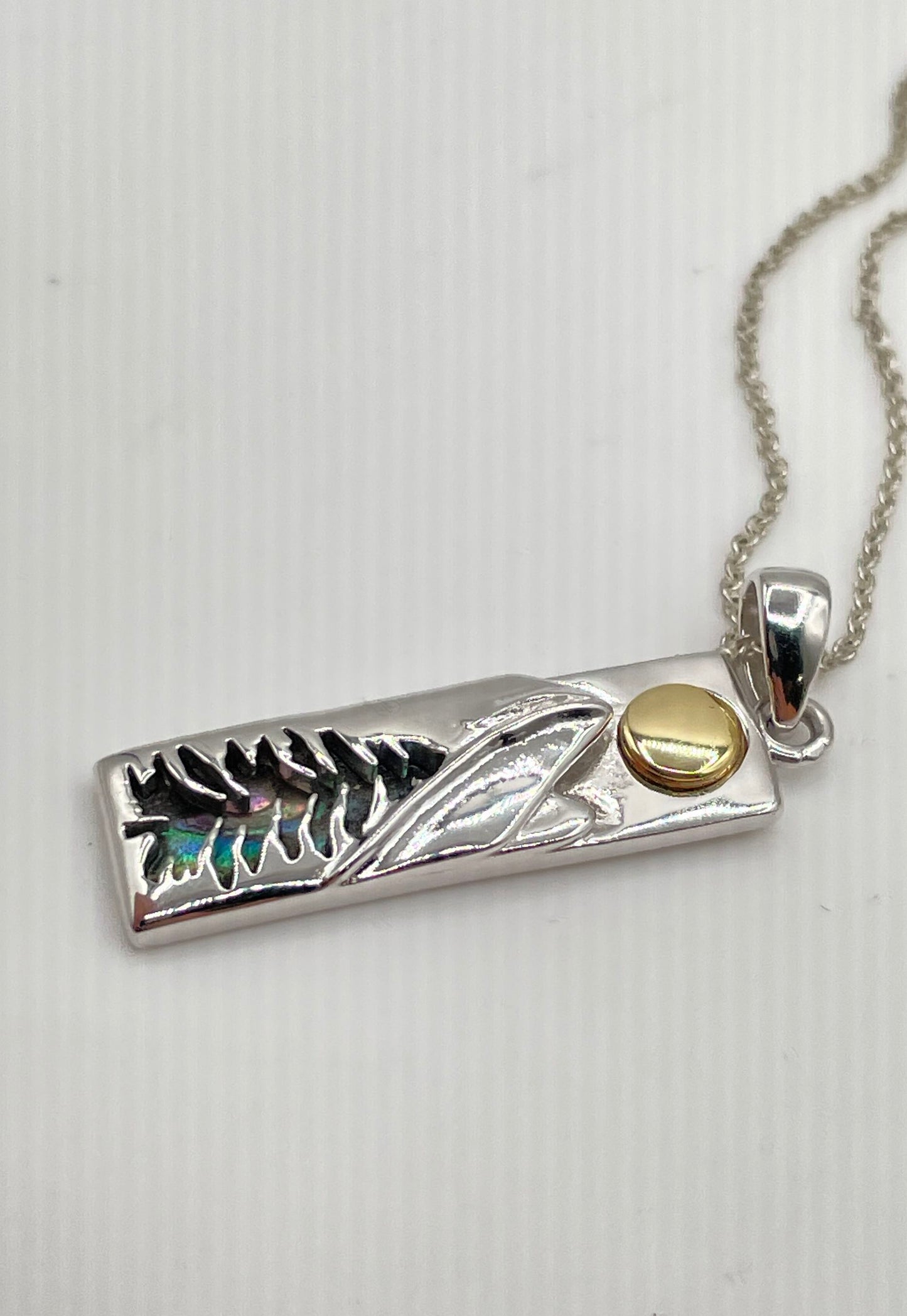 925 Sterling Silver Abalone Inlay Mountain Pine Tree Bar Pendant Necklace 6.7g