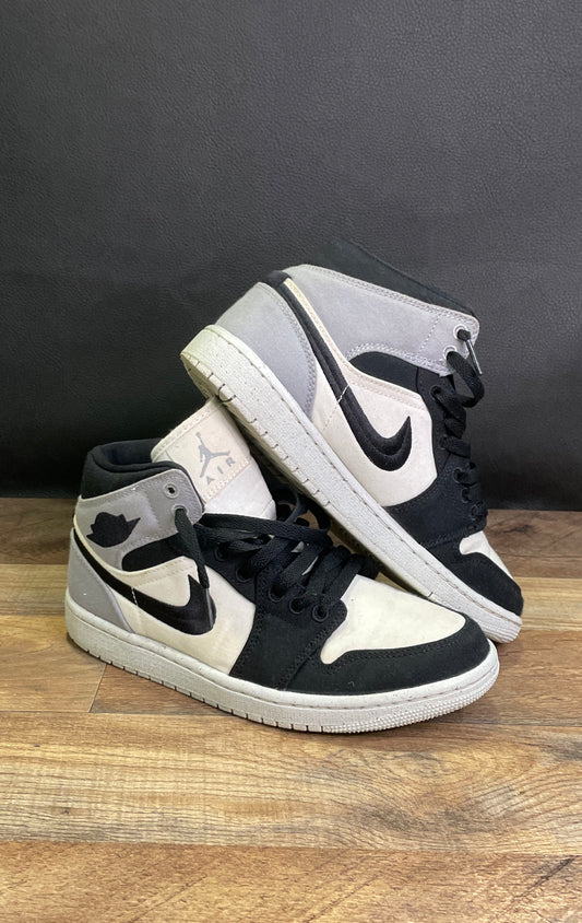 Nike Air Jordan 1 Mid Black White Light Smoke Grey Women's Size 7.5