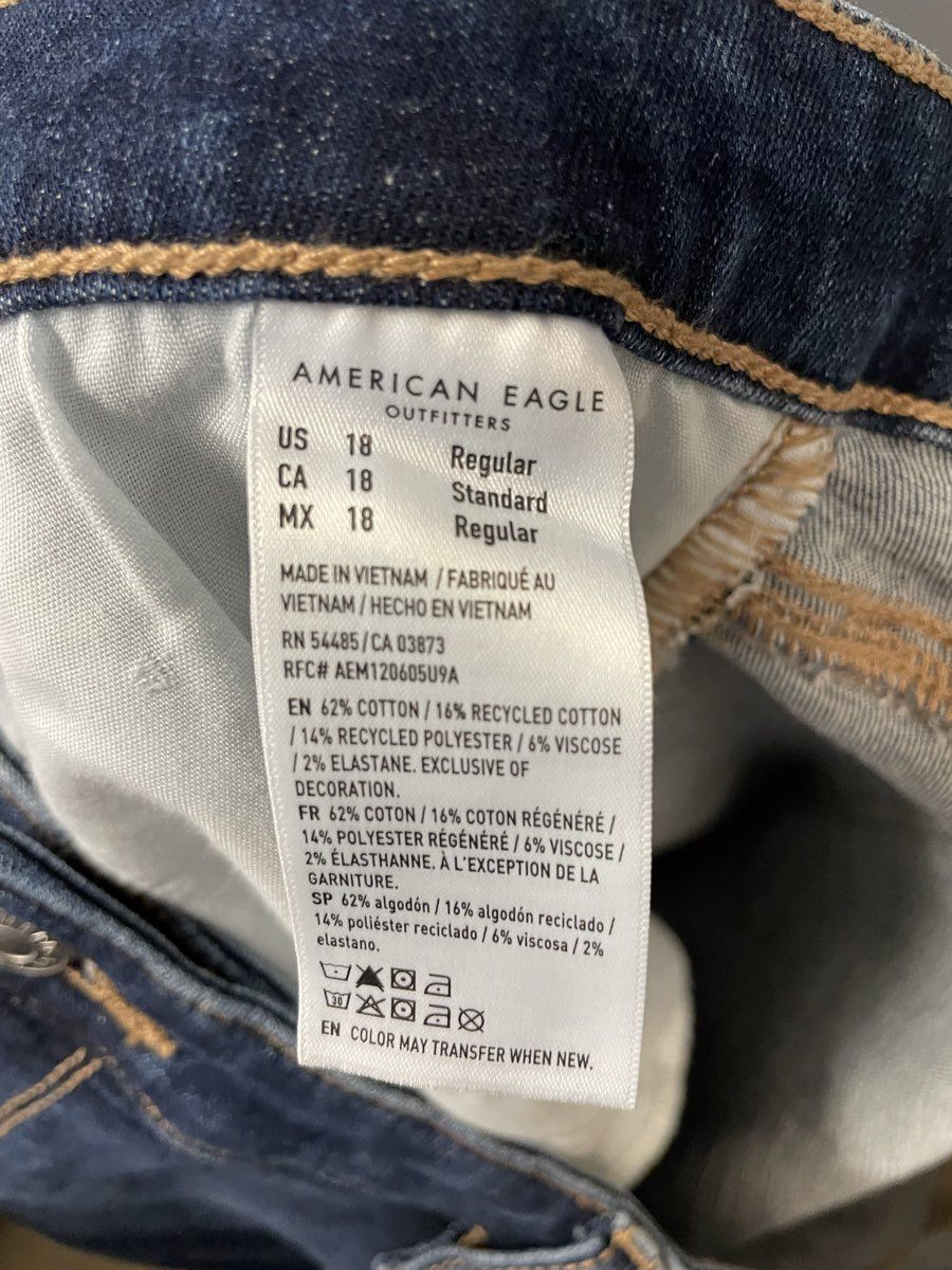 American Eagle Women's Dark Wash High Rise Distressed Jegging Jeans NWT Sz 18
