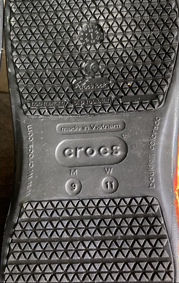 Crocs Bistro Graphic Flames Black Clogs Work Shoes Men's 9 Women's 11