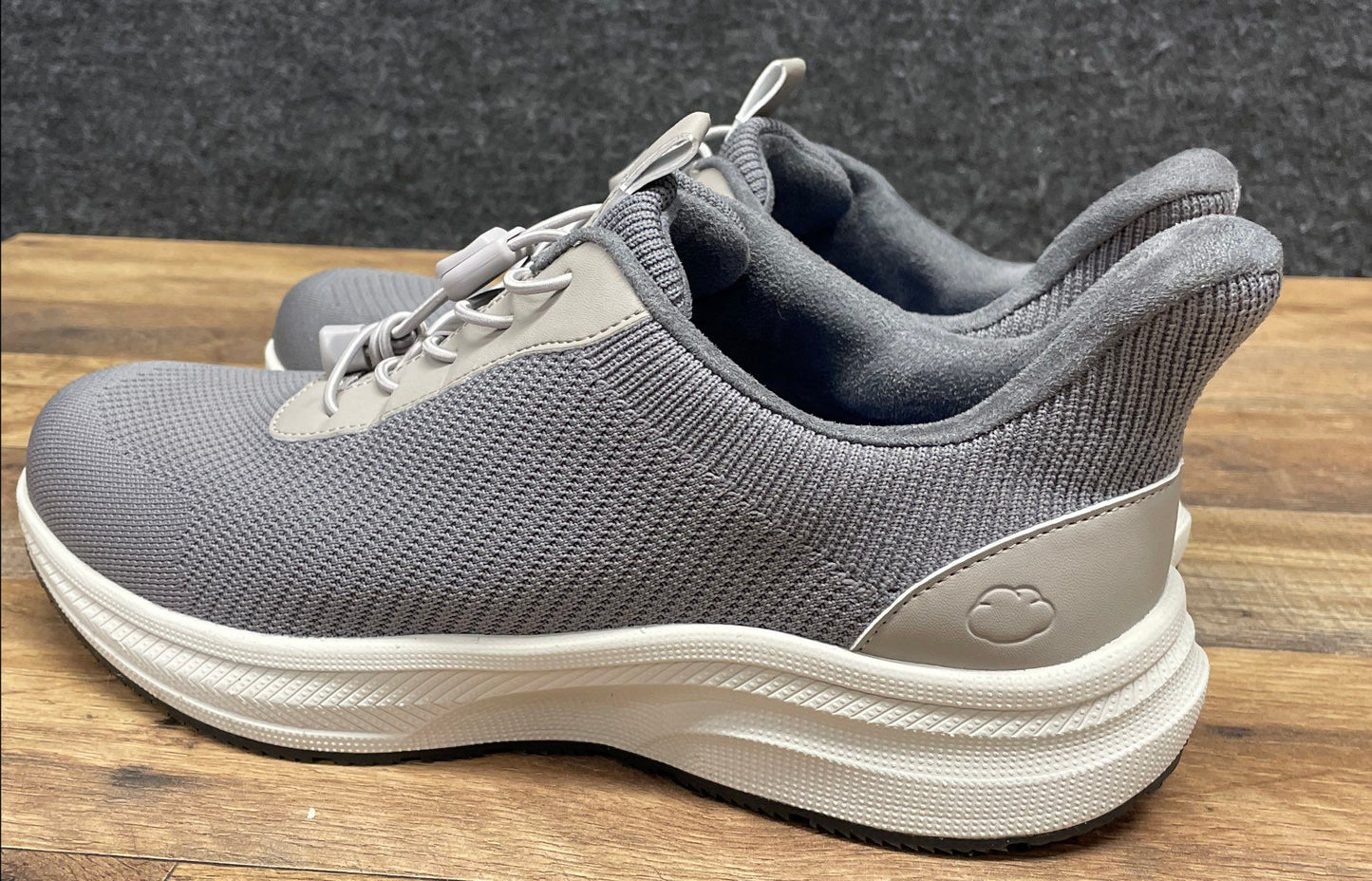 Dr. Comfort Finch Grey Mesh Bungee Lace Walking Sneakers Men's Size 10.5W
