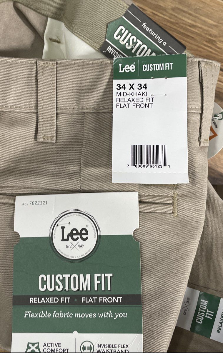 Lee Men's Khaki Pants Custom Fit Relaxed Flat Front Chinos Size 34x34 NWT