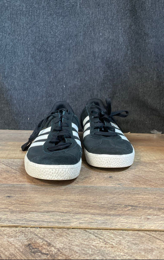 Adidas Originals Gazelle Core Black White Suede Sneakers Women's 6