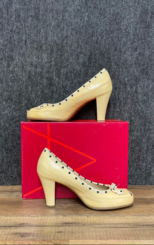 Aerosoles Benefit Cream Yellow Polka Dot Peep Toe High Heels Vintage Size 8 M