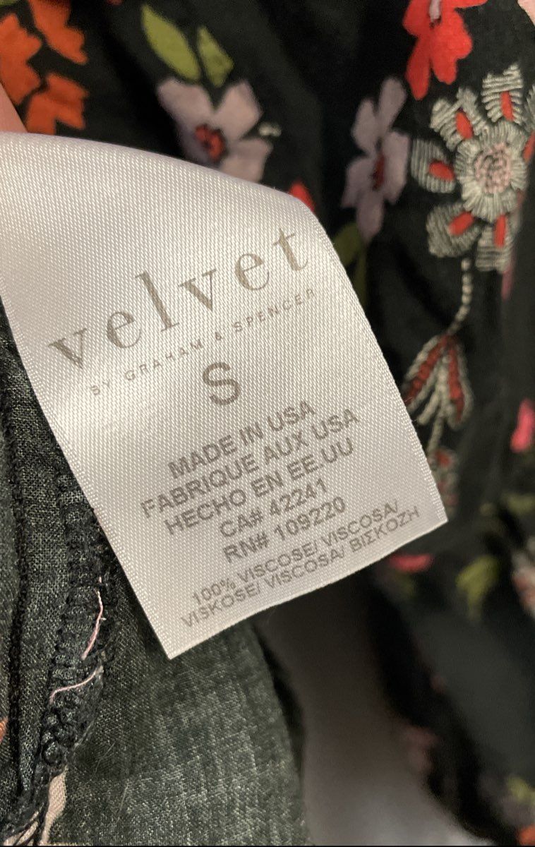 Velvet by Graham & Spencer Women's Black Floral Viscose Puff Sleeve Top Sz S