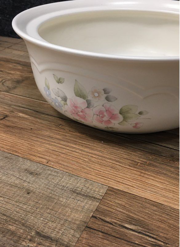 Vintage Pfaltzgraff Heirloom Round Covered Casserole Serving Bowl USA Made