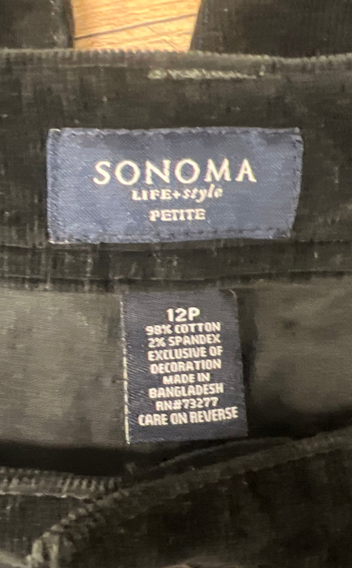 Sonoma Women's Black Corduroy Straight Leg Petite Pants Sz 12P