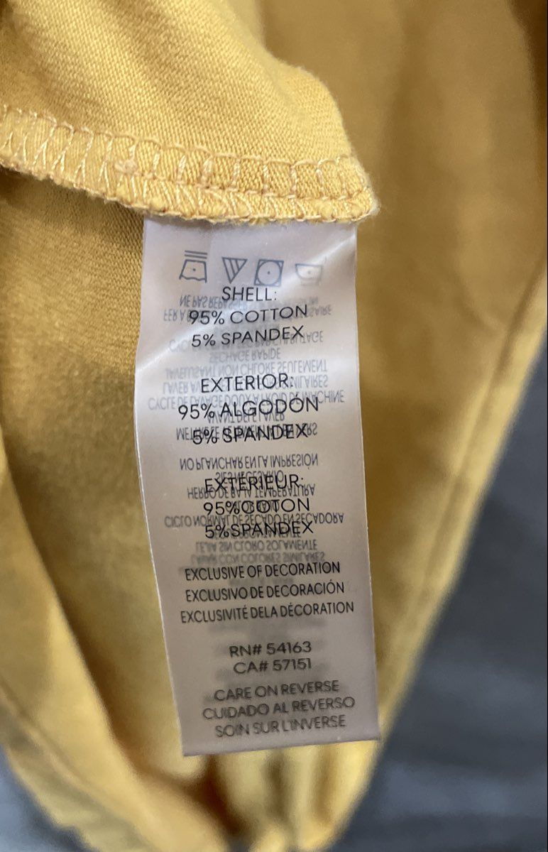 Calvin Klein Women's Yellow Large CK Logo Graphic Short Sleeve T-Shirt Sz XL