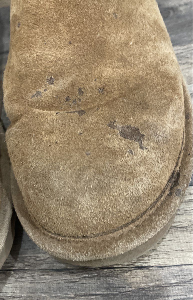Bearpaw Hickory Brown Suede Sheepskin Style Low Cut Ankle Boots 12" Sole Length