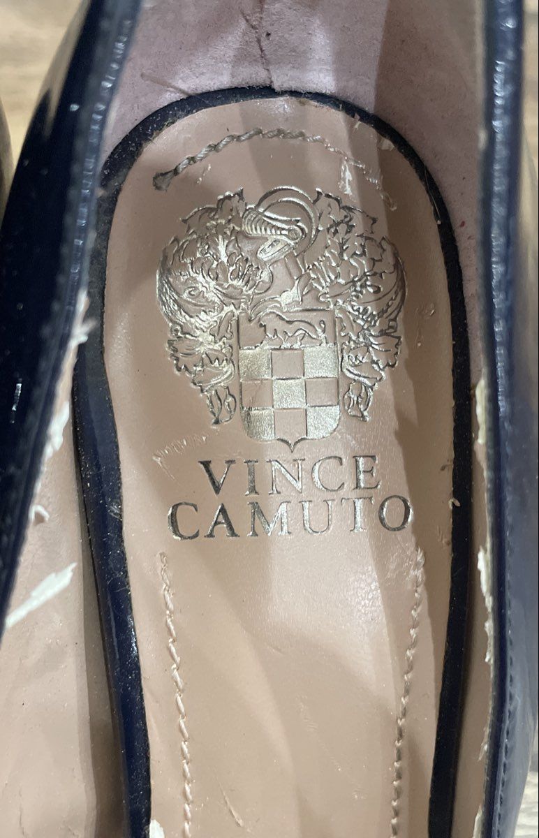 Vince Camuto Black Patent Leather Round Toe Platform Heels Pumps Size 8
