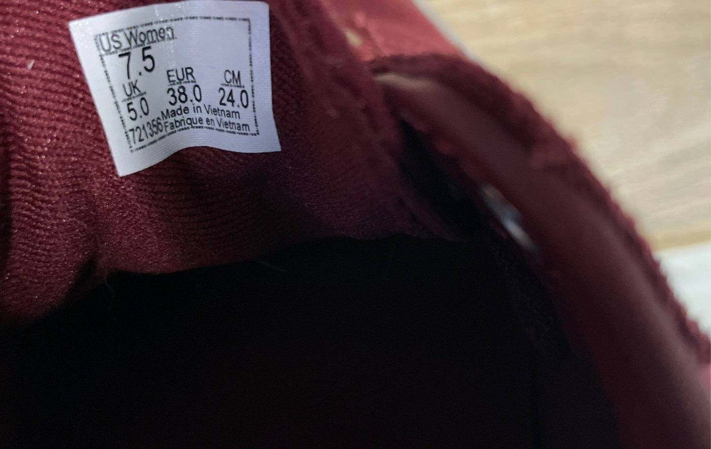 Vans Ward Burgundy Plaid Houndstooth Low Top Sneakers Women's Size 7.5