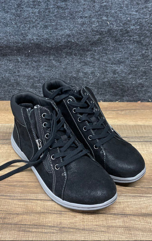 Clarks Breeze Glide Black Ankle Boot Sneakers Side Zip Women's Size 6.5