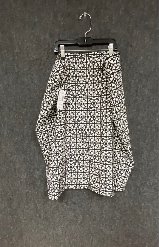 Dressbarn Women's Black White Geometric Tile Print Skirt NWT Size 18W