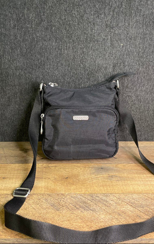Baggallini Black Nylon Joey Bagg Crossbody Bag Small Silver Hardware