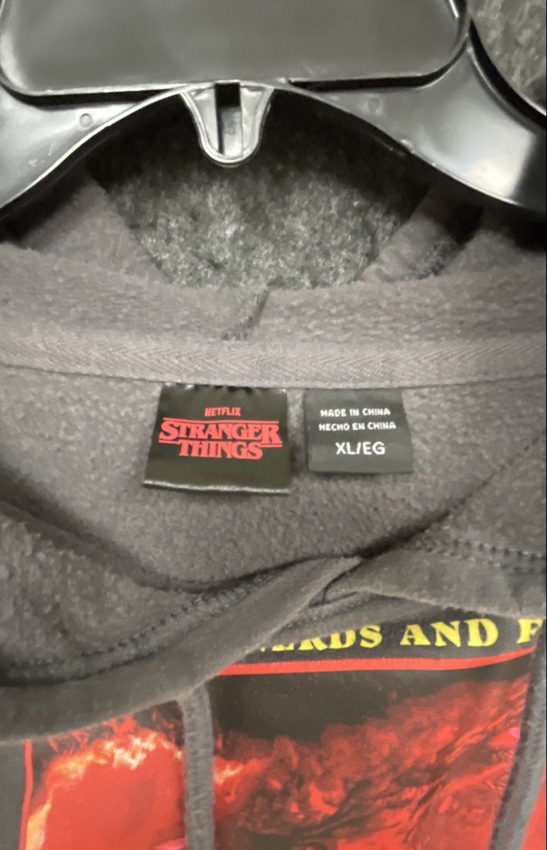 Netflix Stranger Things Men's Gray We Are Nerds and Freaks Graphic Hoodie XL