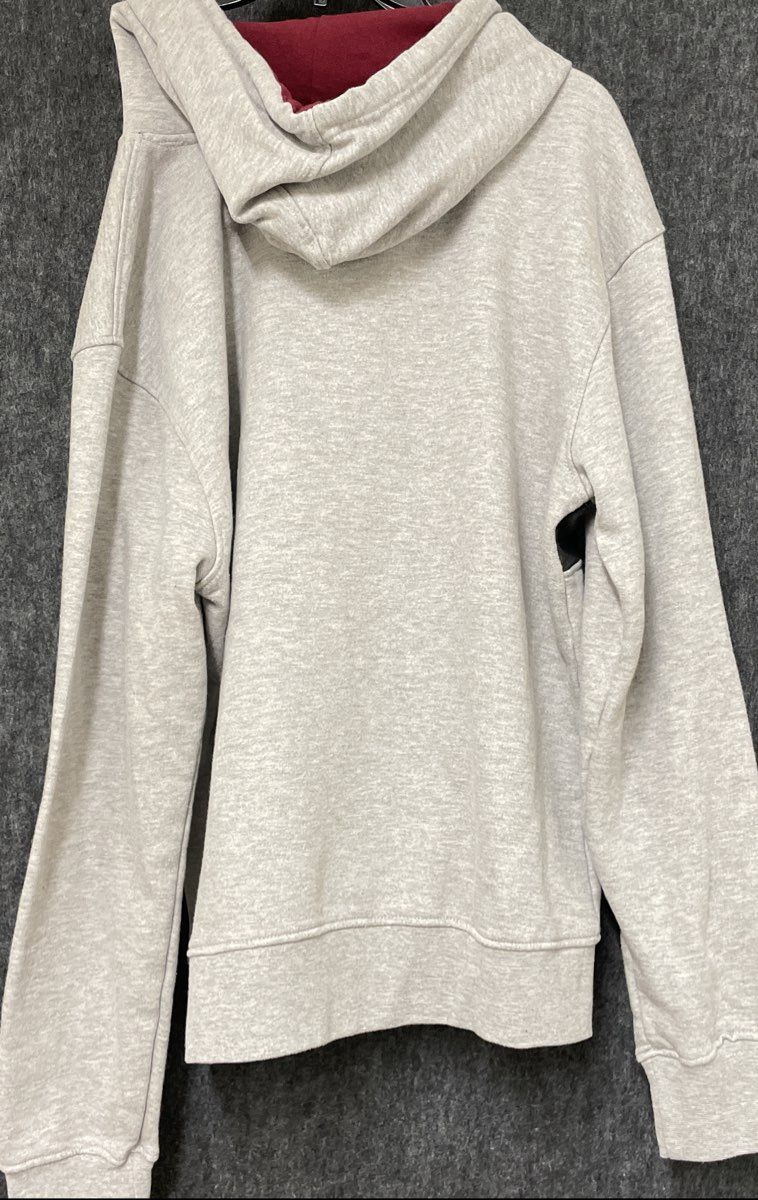 Born Fly Men's Grey Colorblock Crest Logo Pullover Hoodie Sz M