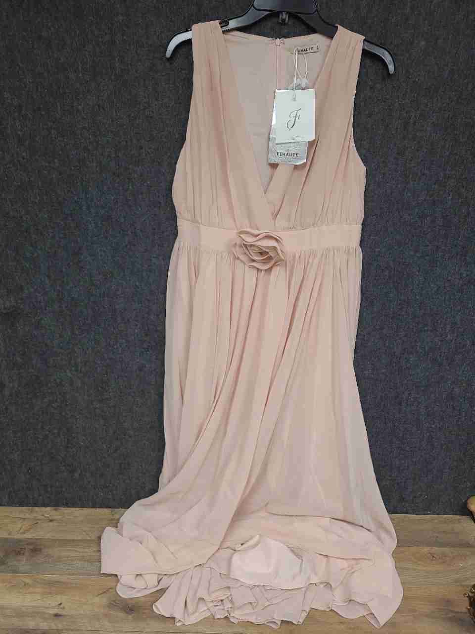 FEHAUTE Women's Blush Pink Chiffon V-Neck Maxi Dress Rosette NWT Sz 8
