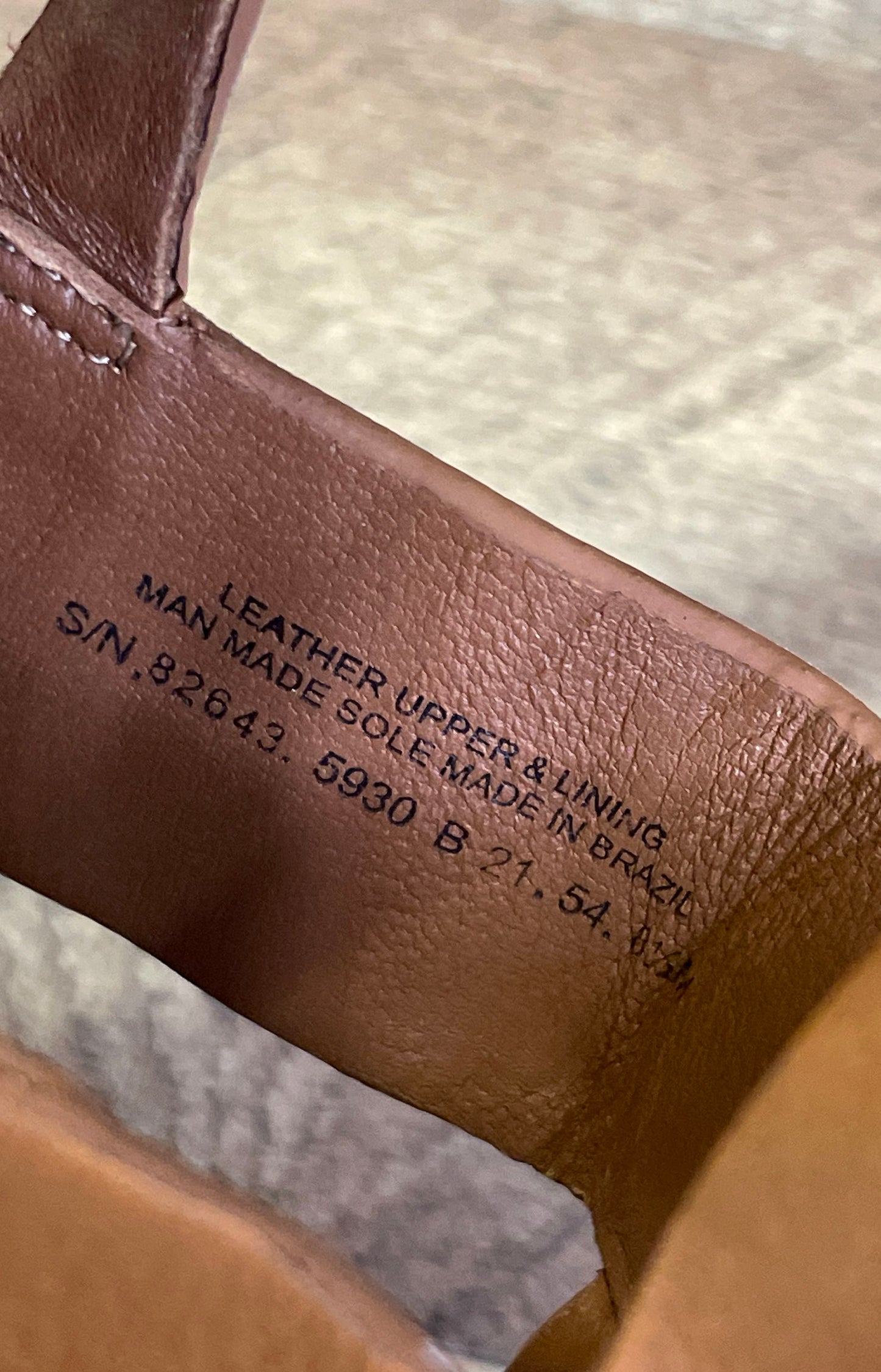 Tory Burch Miller Ankle Strap Tan Leather Gold Logo Medallion Sandals Size 8.5