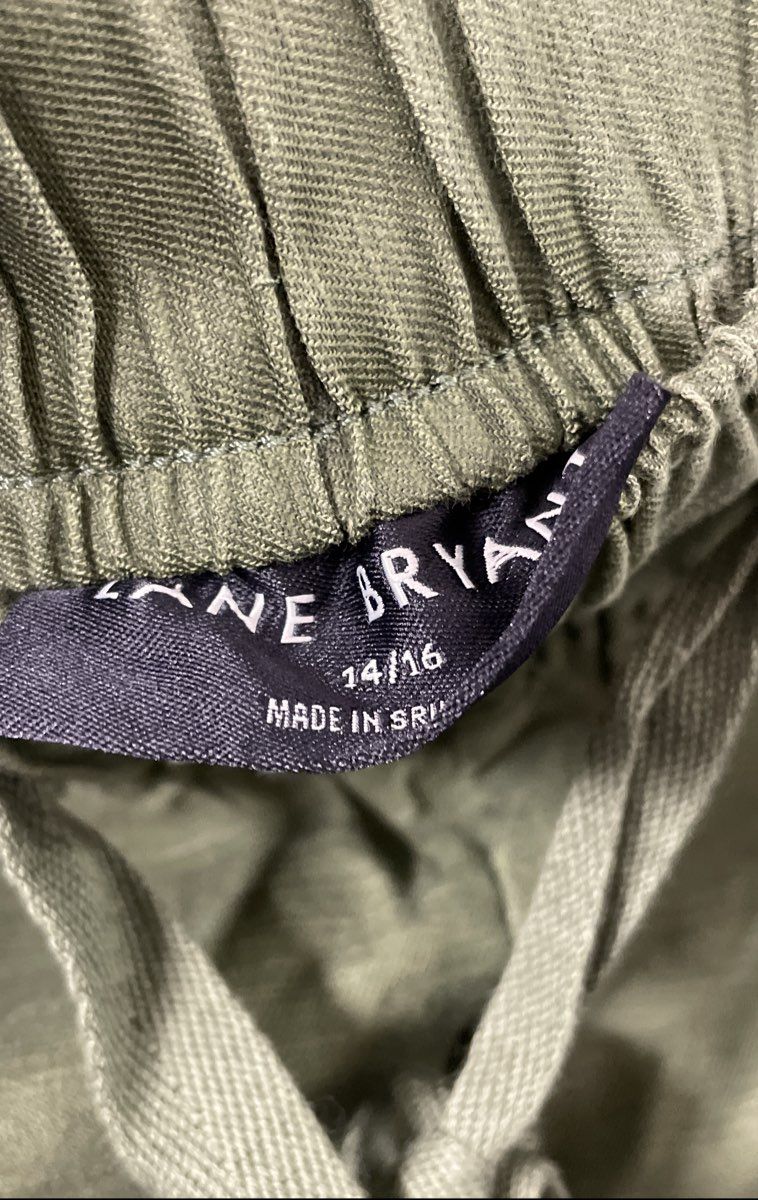 Leaf Green Lane Bryant Pants - Size Large
