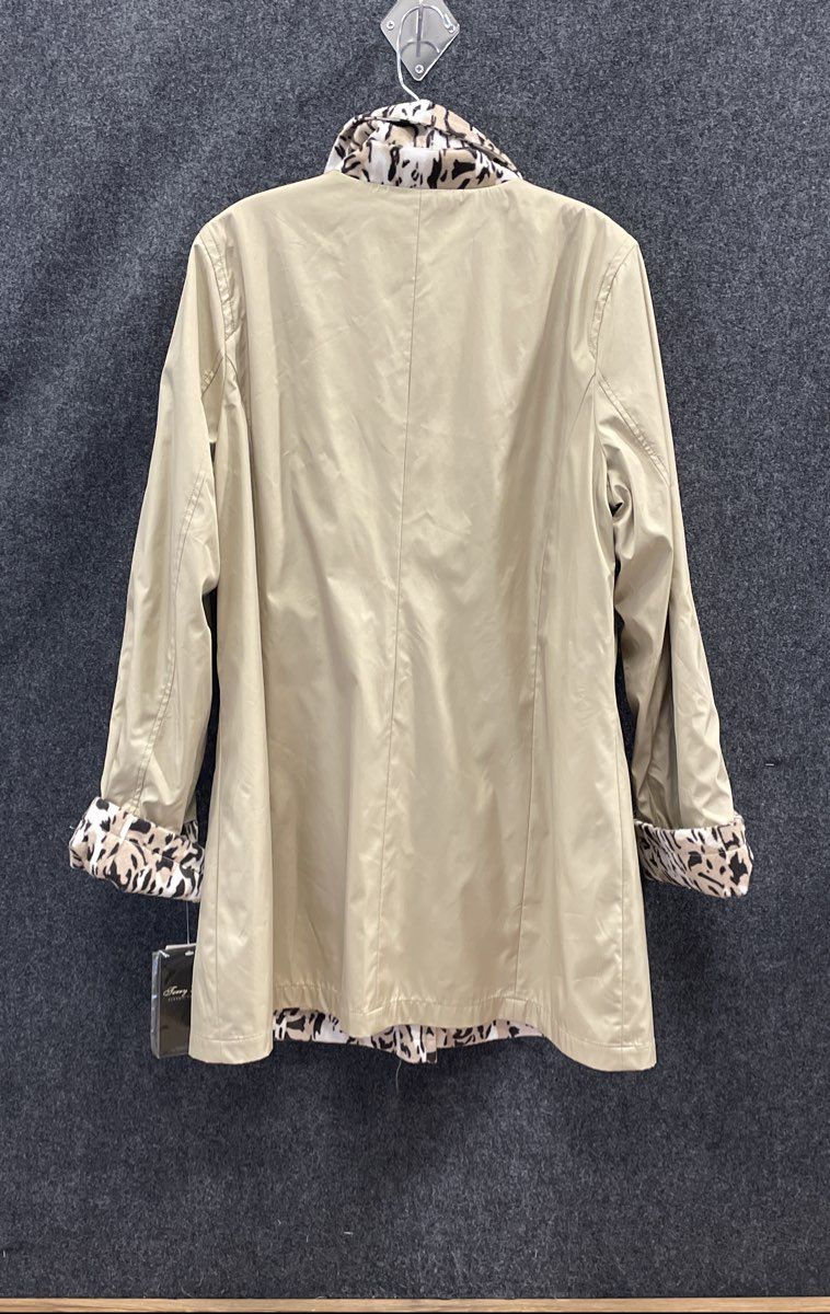 Terry Lewis Women's Beige Leopard Print Classic Luxuries Jacket Sz M NWT