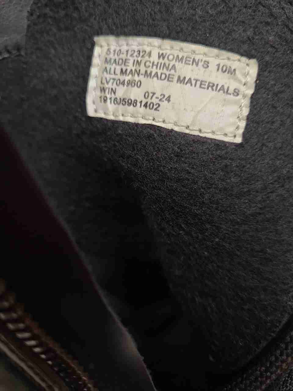 Levi's Women's Black Platform Combat Boots Side Zip Chunky Sole Size 10