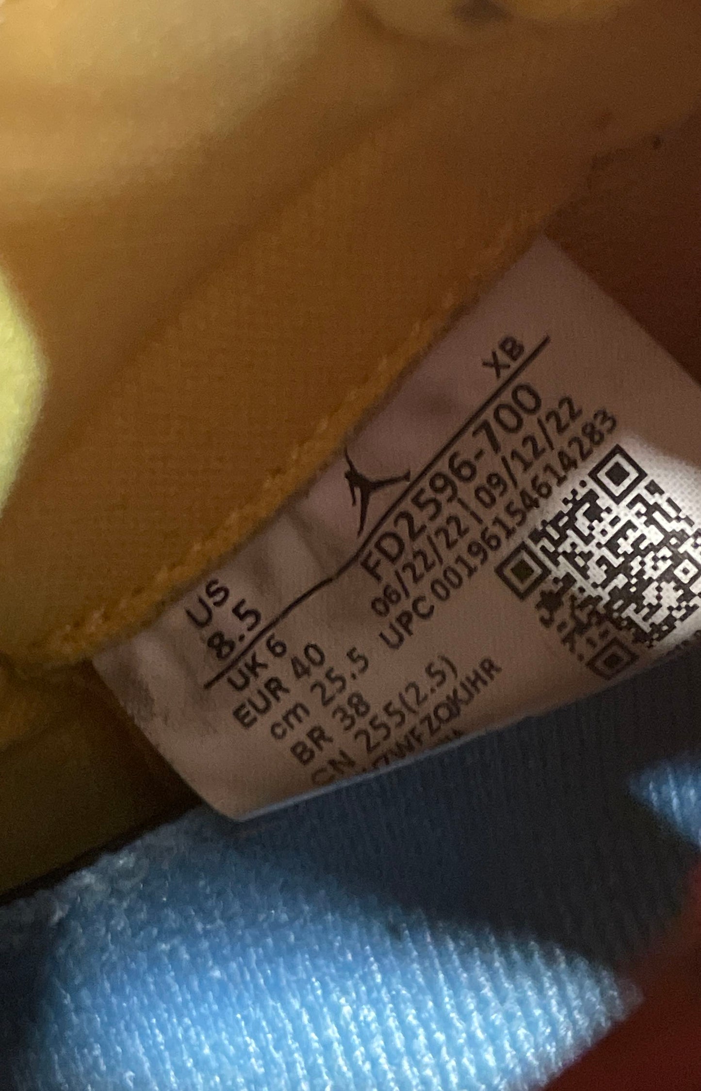 Nike Air Jordan 1 Retro High OG Reverse Laney Women's Size 8.5 COA