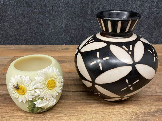 Lot of 2 Vases Peruvian Folk Art Ceramic & Iris & Orchid Daisy Bee Votive