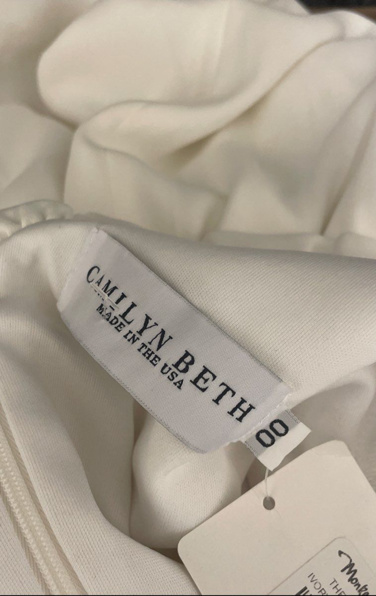 Camilyn Beth Women's Ivory Ruffle Neck Fit & Flare Mini Dress Sz 00 NWT