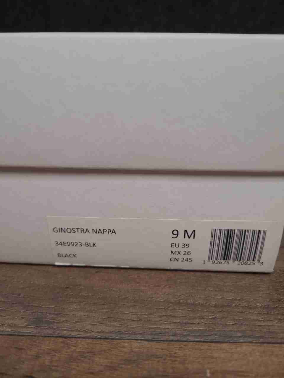 Calvin Klein Ginostra Nappa Black Leather Pointed Toe Pumps Size 9 M