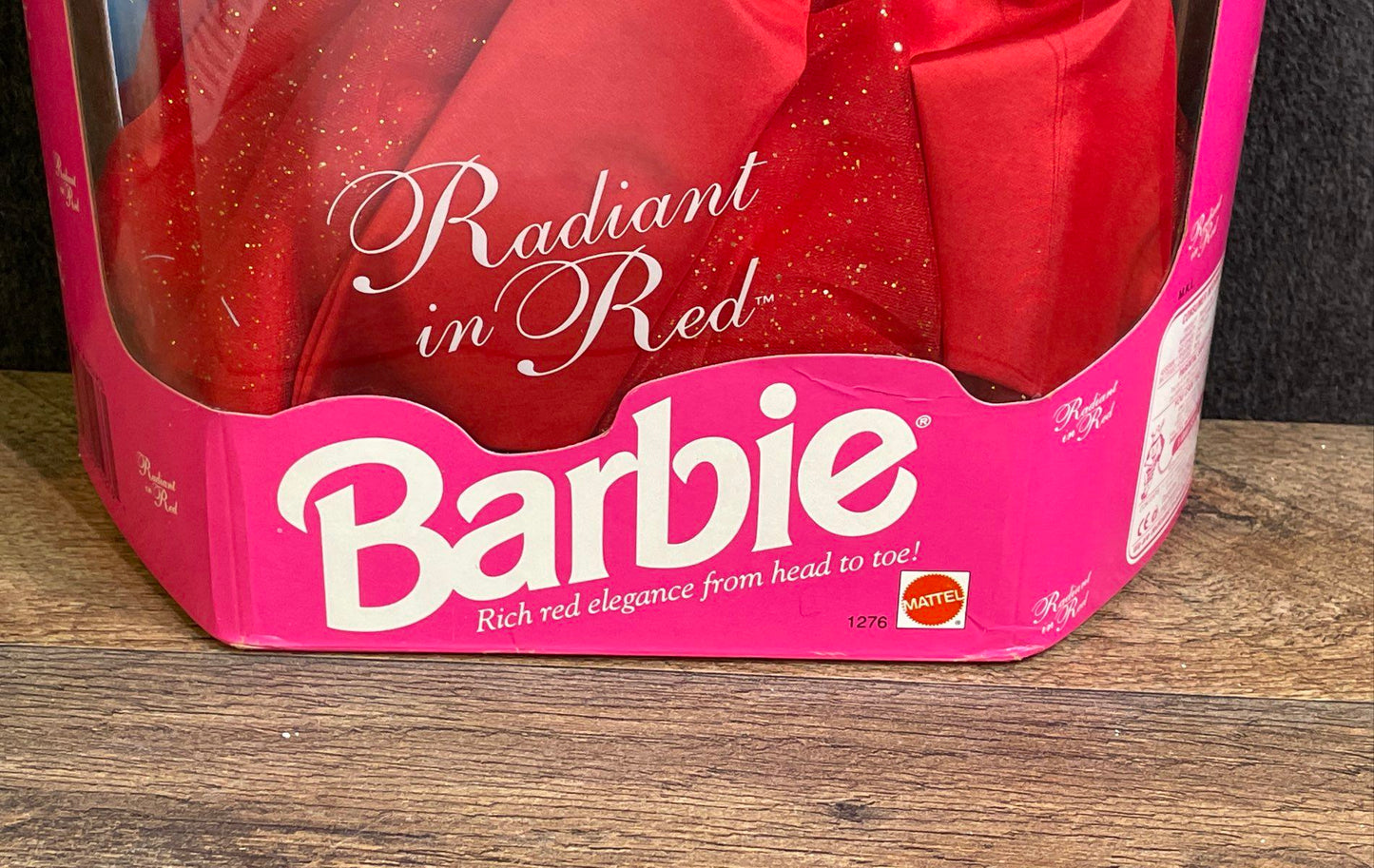 1992 Mattel Barbie Radiant In Red Toys R Us Special Edition Doll NIB #1276